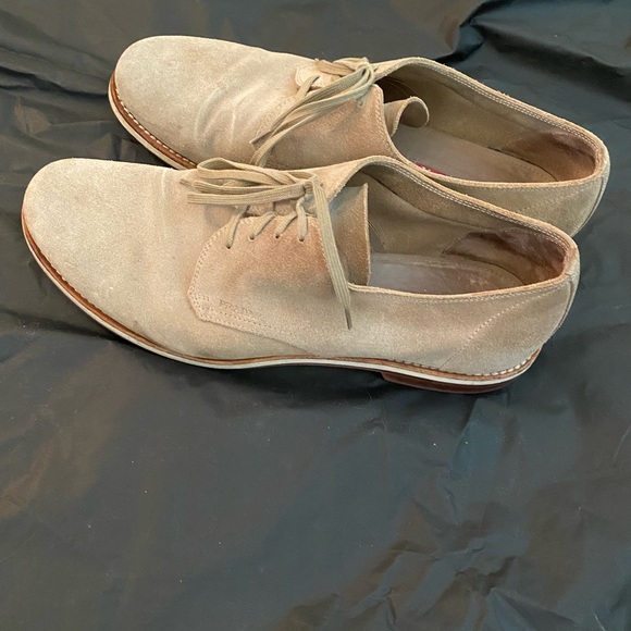 Men’s Prada Oxfords, size 9. - Picture 3 of 4